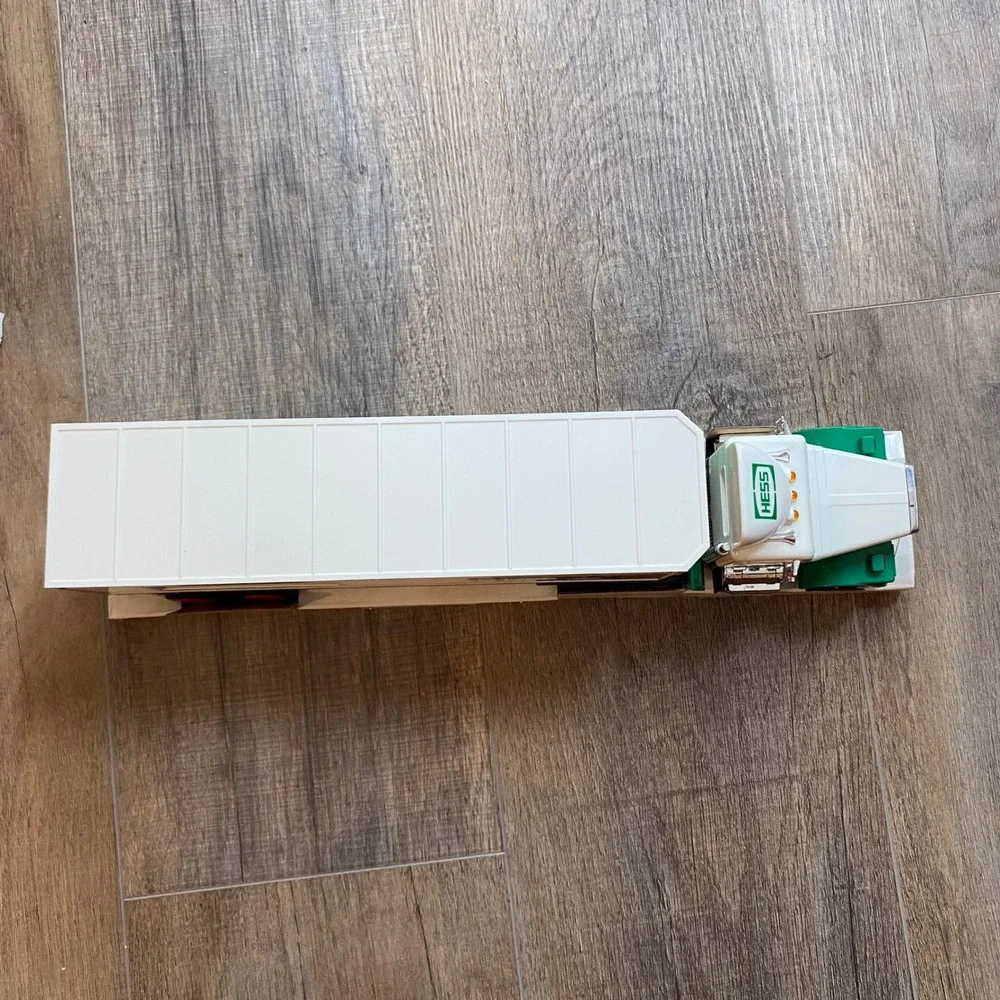 Vintage 1992 Hess 18 Wheeler and Racer Toy Truck with Working Lights and Box